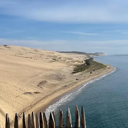 Apartment Vue Port, Arcachon, Piscine, Wifi *